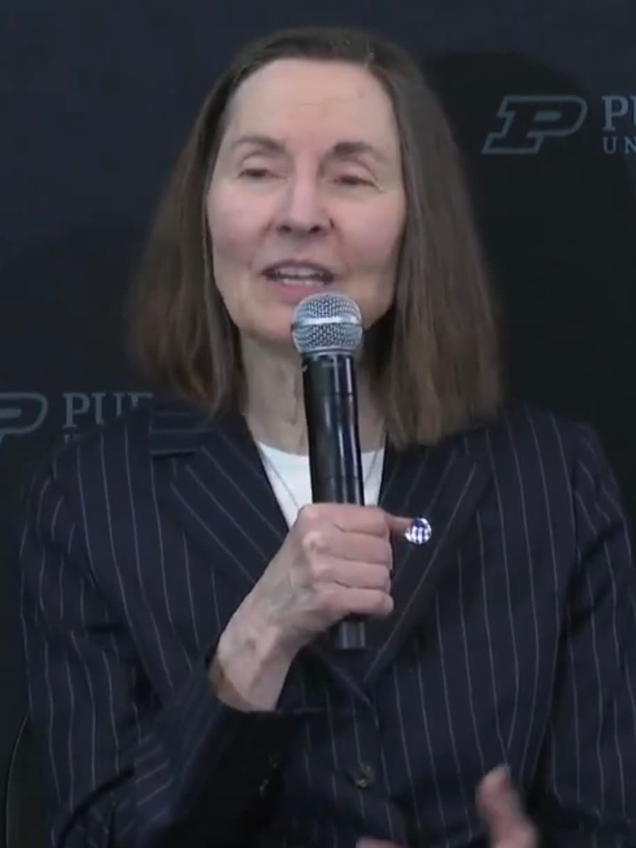 Esther Sans Takeuchi
