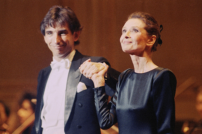 Audrey-hepburn-michael-tilson-thomas-by-bill-cramer