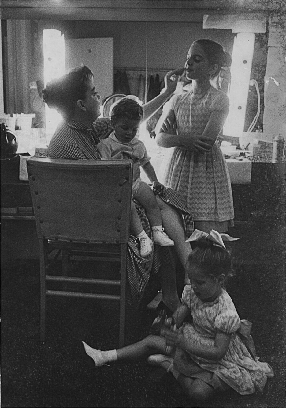 Backstage with Judy Garland and her kids