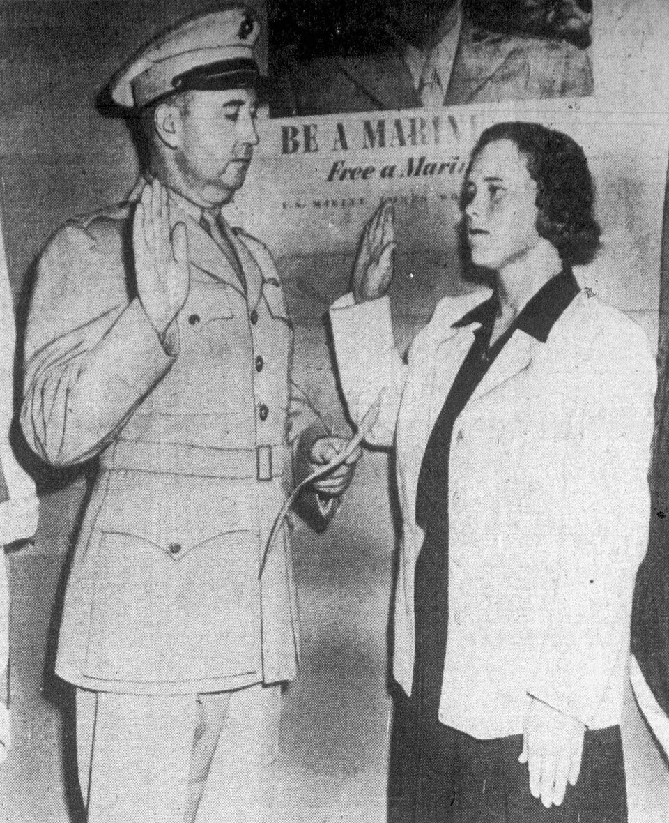 Patty Berg US Marines 1943