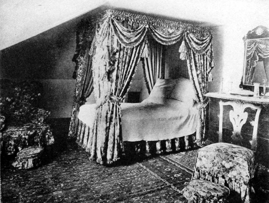 Collier's 1921 Washington George Martha's chamber