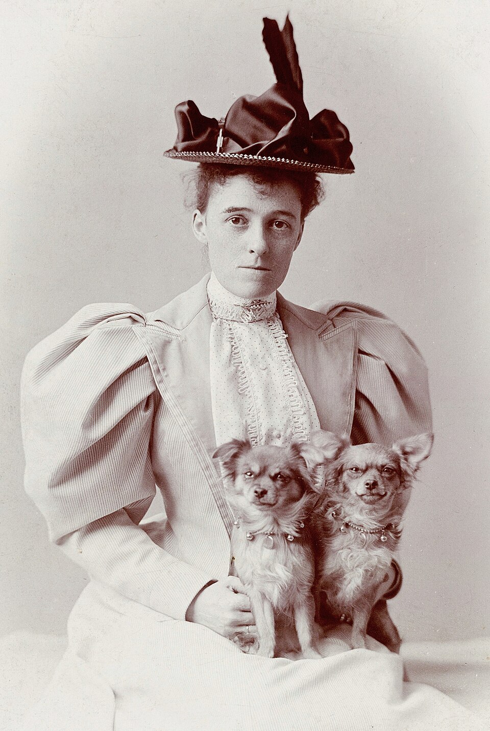 Edith Newbold Jones Wharton (cropped 02)