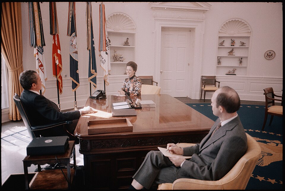 President Richard Nixon and U.S. Ambassador to Ghana Shirley Temple Black and Major General Brent Scowcroft, Assistant to the President for National Security Affairs - DPLA - e3d0c53b2e25a25f022af55a19f1869a