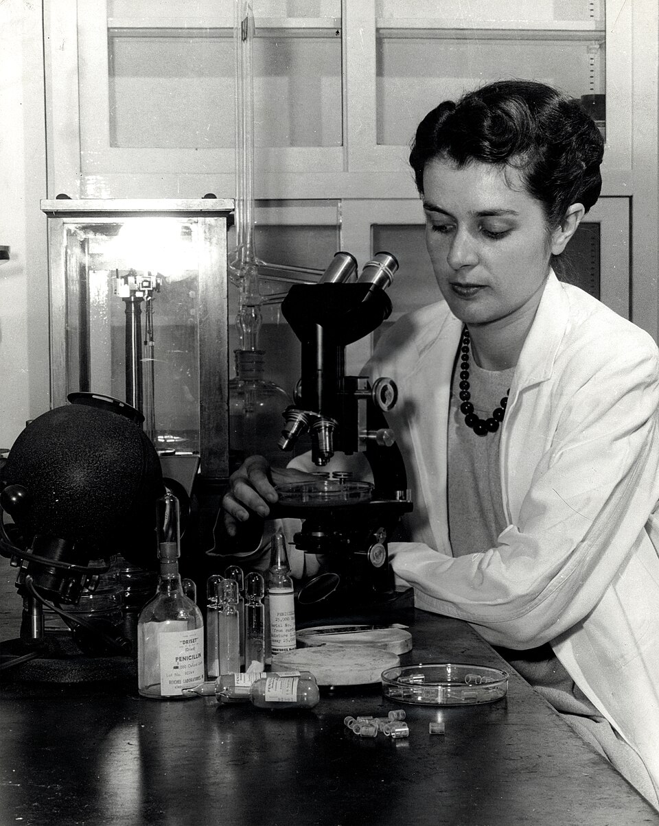 Certifying Samples of Penicillin (FDA 123) (8205669111)