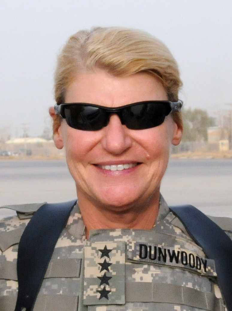2010 Ann Dunwoody (cropped)