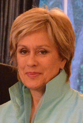Kiri Te Kanawa 2013 (cropped)