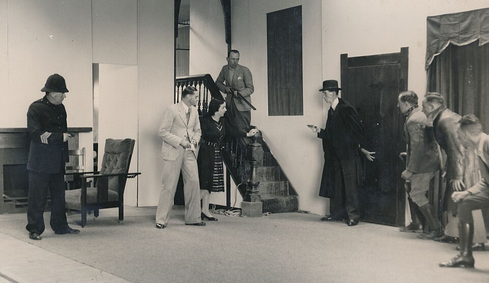 Ashburton Repertory Society production of The Last Hour. 04.2003.0035 (cropped)