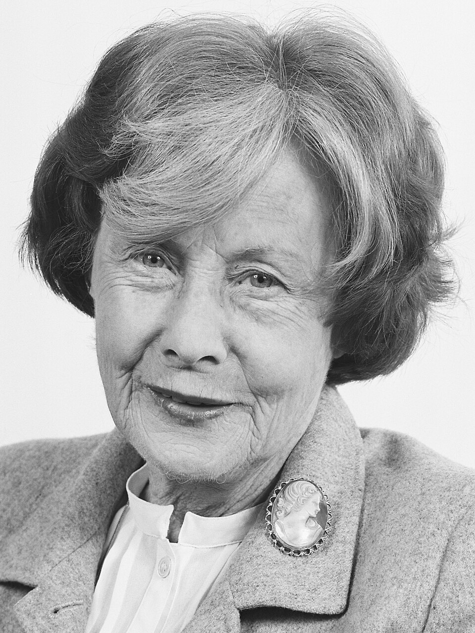 1657543218962 NP0238 Barbara CASTLE 001 MOBILE (cropped)