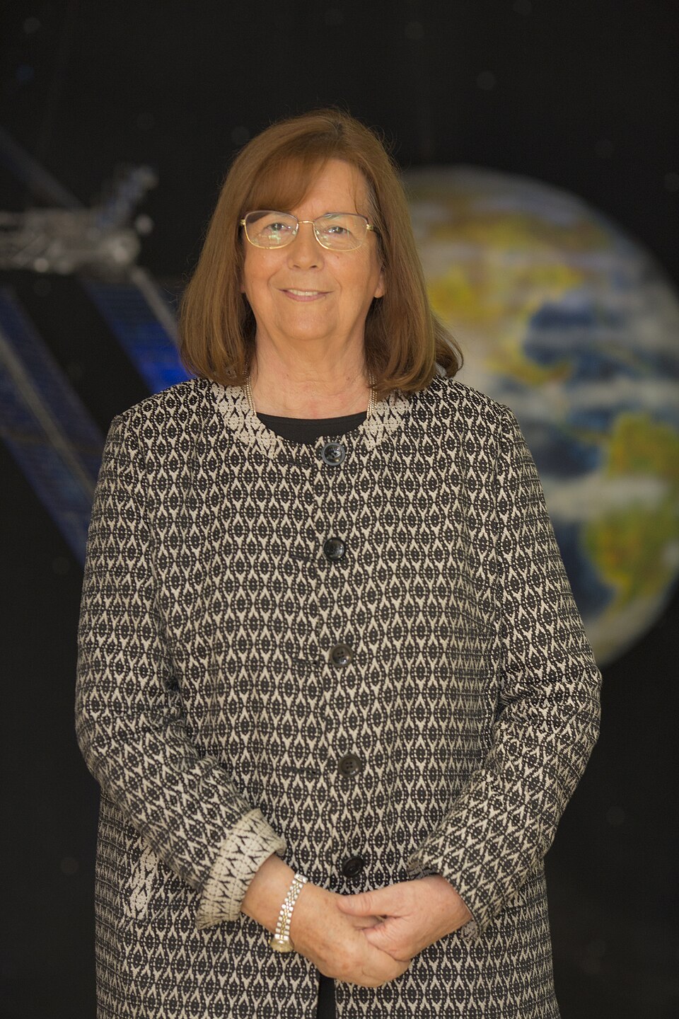 María Teresa Ruiz, Premio Nacional de Ciencias Exactas (2)